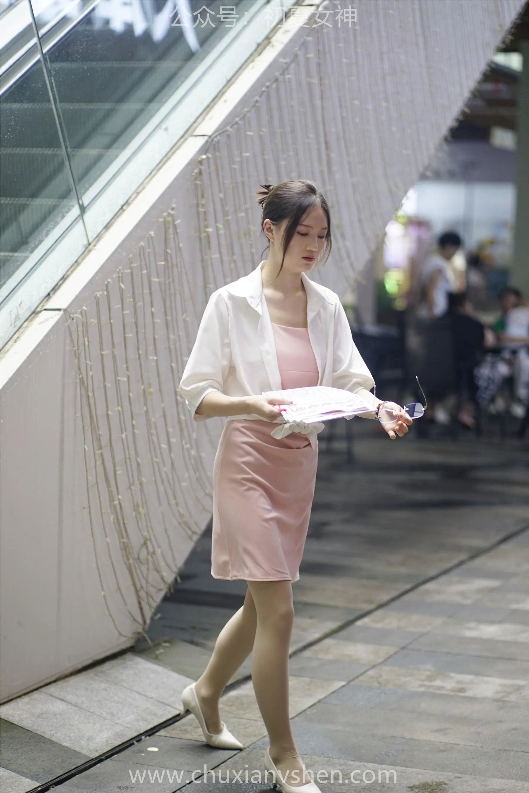 初夏女神 NO.066 大发 周末兼职 [226P]插图3